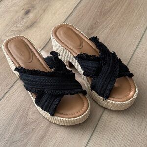 Universal Thread Sally Heels